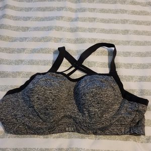 Victoria's Secret VSX Sports Bra 34D